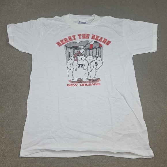 Sneakers Tops - Vintage Super Bowl Berry the Bears Parody Tshirt  New Orleans L‎ Women's